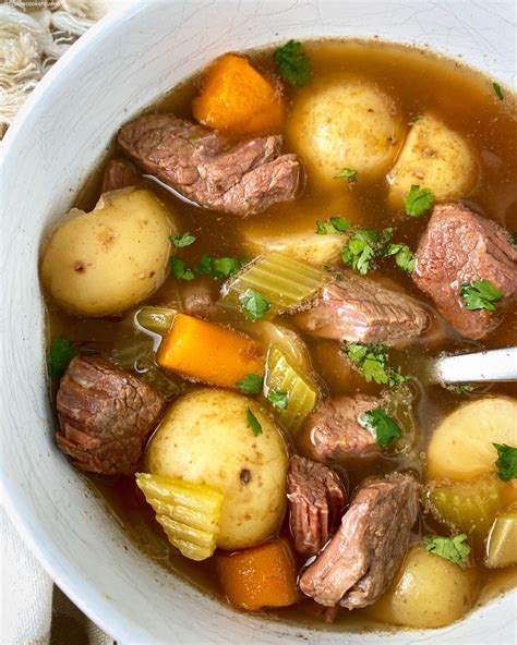 Slow Cooker Pot Roast Soup + VIDEO - Fit Slow Cooker Queen