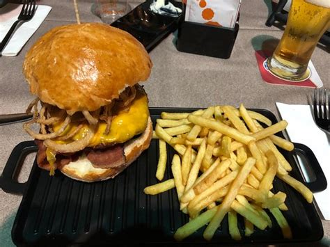 BURGER DREAM, Maglie - Restaurant Reviews, Photos & Phone Number - Tripadvisor