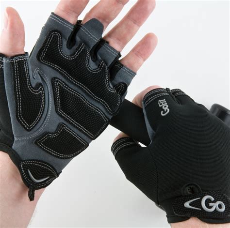 GoFit Men's Xtrainer Cross Training Gloves | GF-CT · Altus