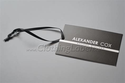 printed tags with string | ClothingLabels.cn