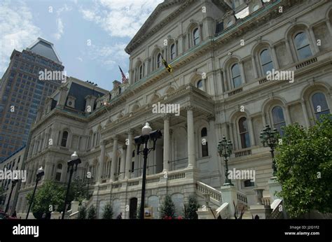 Imposing architecture of the Baltimore City Hall Stock Photo - Alamy