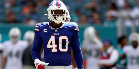 Buffalo Bills' Von Miller carted into locker room after leg injury ...