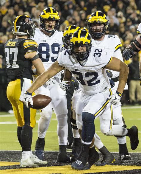 Michigan vs Iowa Football 11-12-16 (Patrick Barron) | Flickr