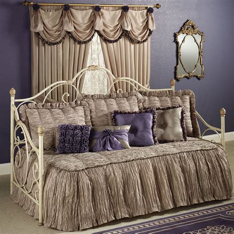 Daybed bedding sets clearance - 20 attributions to the realisation of ...