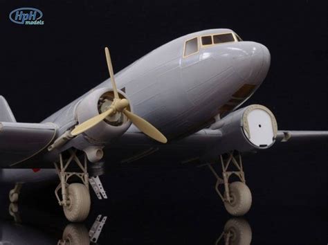 First Look: HpH’s Upcoming 1/32 DC-3/C-47 Model