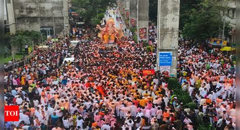 Mumbaikars all set to celebrate Ganpati festival without pandemic curbs | Mumbai News - Times of ...