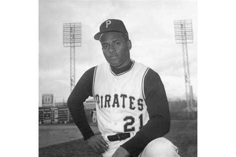 MLB celebrates Roberto Clemente Day, ceremony at Citi Field - WTOP News