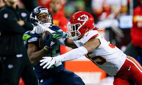 Seahawks Week 16 inactives: Tyler Lockett among 7 players out vs. KC