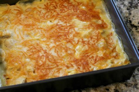 Bisquick Creamy Chicken Casserole | RecipeLion.com