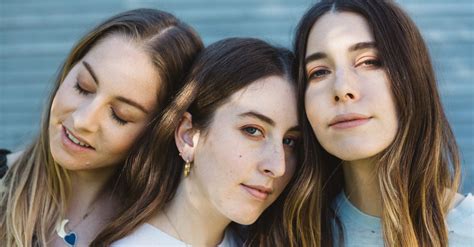 Haim Wants to Prove That Vintage Vibes Feel Just Fine Now - The New ...