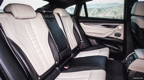 BMW X6 M50d | 2015MY (Pure Extravagance Ivory White) | Interior Rear Seats