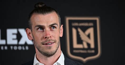 Gareth Bale makes brutal Wrexham announcement after Ryan Reynolds ...