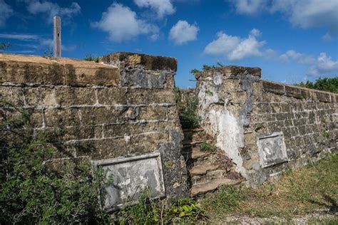 A Brief History of Antigua and Barbuda