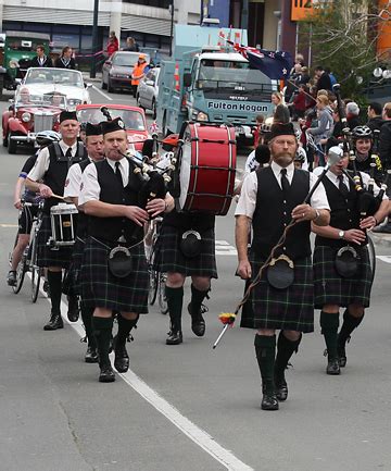 Pipe band tunes up for Berlin performance | Stuff.co.nz