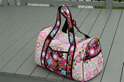 Free Duffle Bag Sewing Pattern Pack Everything You Need For The Beach Into This Sturdy Duffle ...