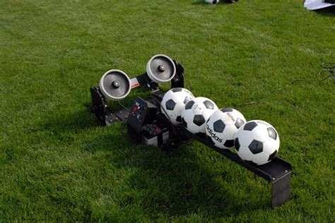 Pro Trainer ball machine | Effective soccer training |soccer