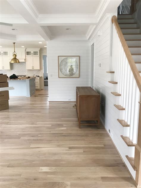 A Complete Guide to White Oak Flooring | White oak hardwood floors ...