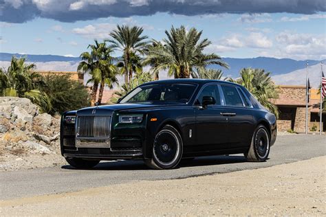 First Drive: 2023 Rolls-Royce Phantom XIII Series II | Driving