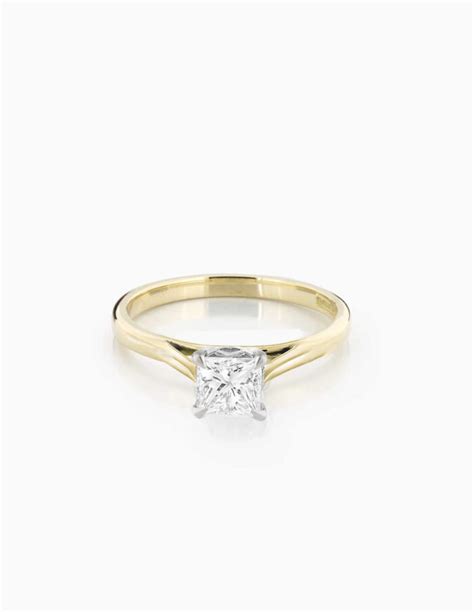 18ct Yellow Gold Princess Cut Diamond Solitaire - TheJewelleryWorkshop