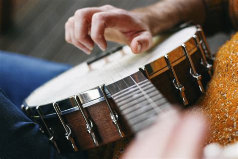 Why do banjos sound so twangy? | HowStuffWorks