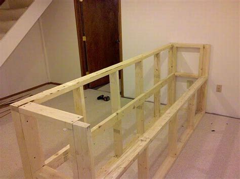 How to Build an Awesome Bar in Your Basement (35 pics) | Building a ...