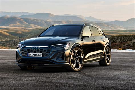 2025 Audi Q8 E-Tron - Victor Pullman