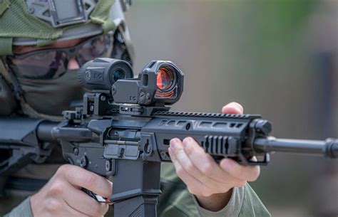 Mepro M22 Red Dot Day/Night Self-Illuminated Reflex Sight