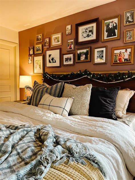 8 Ideas to Create a Cozy Winter Bedroom - Sprucing Up Mamahood