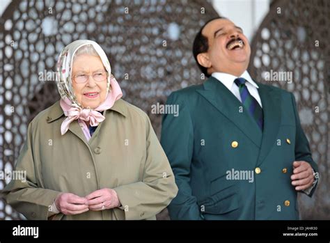 Queen Elizabeth II and the King of Bahrain Hamad bin Isa Al Khalifa during the Royal Windsor ...