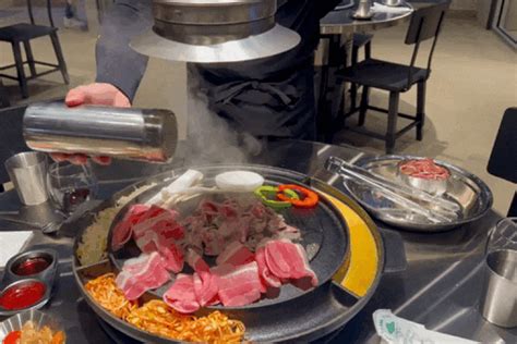 Mr. Pig offers tabletop Korean barbecue on the edge of Chinatown