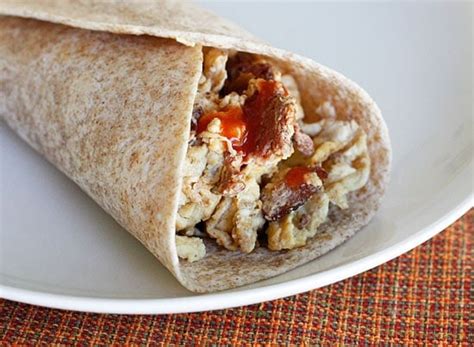 Chorizo and Egg White Breakfast Burrito - Skinnytaste