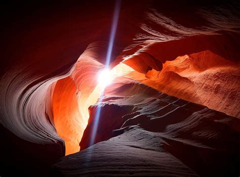 Antelope Canyon X, as the sun passes overhead [2048x1356] [OC] : r ...