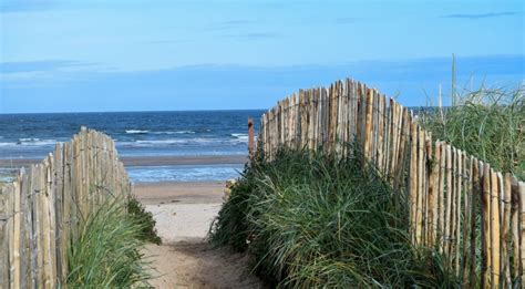 St. Andrews West Sands, Fife, Scotland :: British Beaches