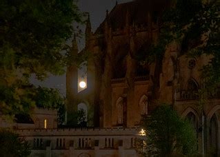 Flower Moon | Flower Moon through the spires of the National… | Flickr