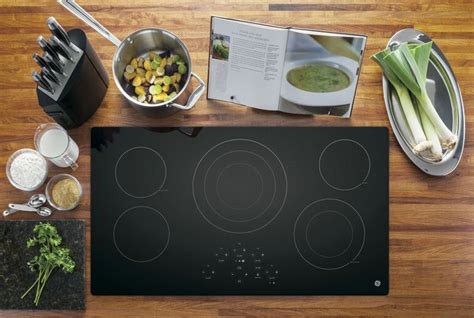 Best Electric Cooktops 2021 | Electric Stovetop Reviews