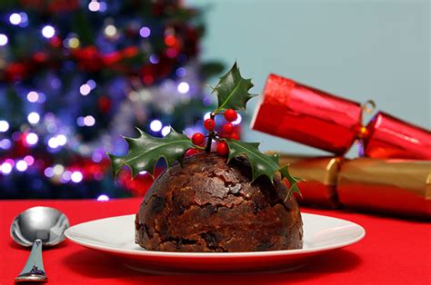 Christmas Food Traditions Around the World - Fluent in 3 Months Christmas Ham, Merry Christmas ...