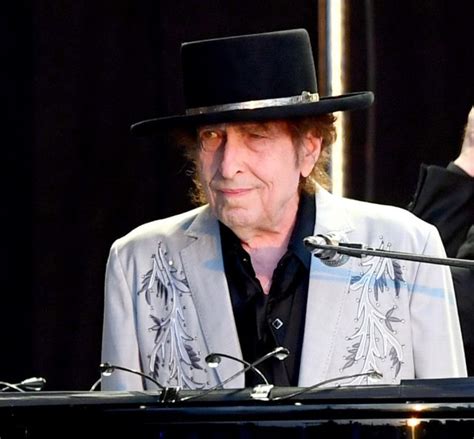 Bob Dylan Interview: On 'Rough And Rowdy Ways,' Eagles, Coronavirus ...