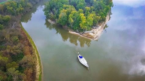 All Alone… Illinois River to the Mississippi | Sailing Soulianis - Ep ...