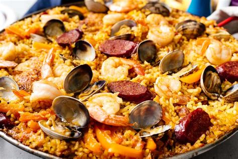 Easiest Paella Ever · i am a food blog