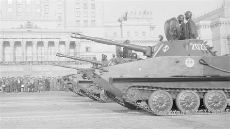 Soviet PT-76 — Fully Amphibious Light Tank | True Republican