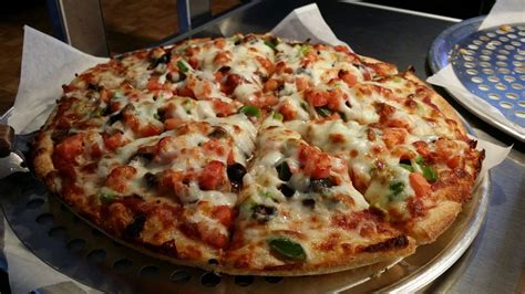 Godfather’s Pizza - 12 Photos & 21 Reviews - Pizza - 5719 Yellowstone Rd, Cheyenne, WY ...