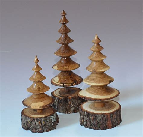 Pin by Syl'va on Noel | Wood turning projects, Wood christmas ornaments, Wood turning