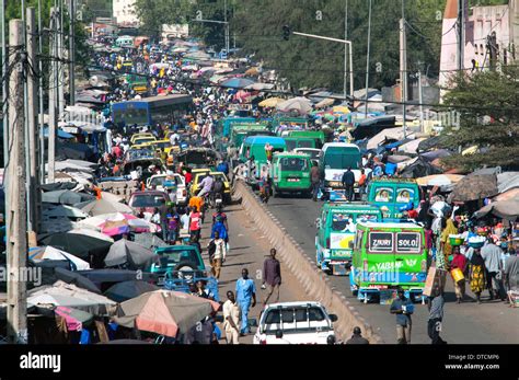 street scene, grand marche, Bamako, Mali Stock Photo - Alamy