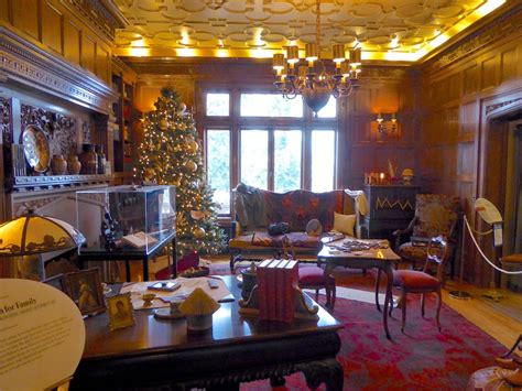 Teresa Kasner: Pittock Mansion Christmas