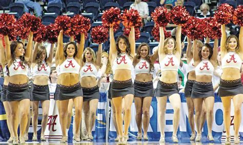 Crimson Cabaret jazzes up halftime at Coleman Coliseum – The Crimson White