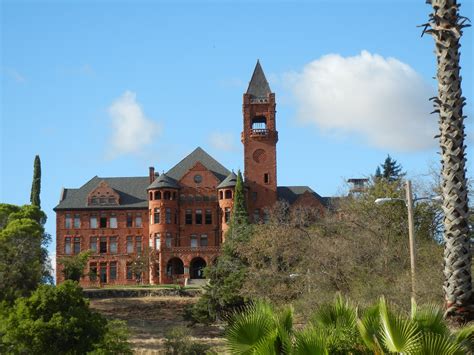 DREAMING CASUALLY (Investigative Blog): Preston Castle History