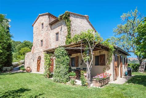 Montepulciano Tuscany Restored Farmhouse Immobiliare Italiano