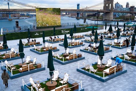 The Seaport District's Rooftop Movie Theater Is Back At Pier 17!