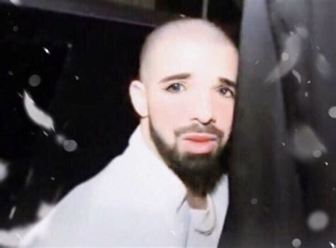 Blursed white Drake : r/blursedimages