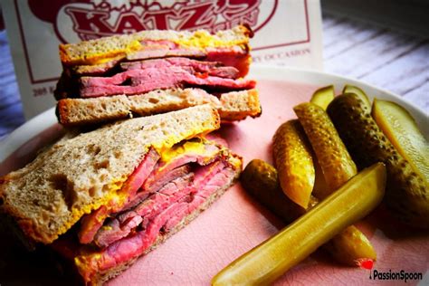 New York pastrami sandwich; the best from Katz - PassionSpoon recipes